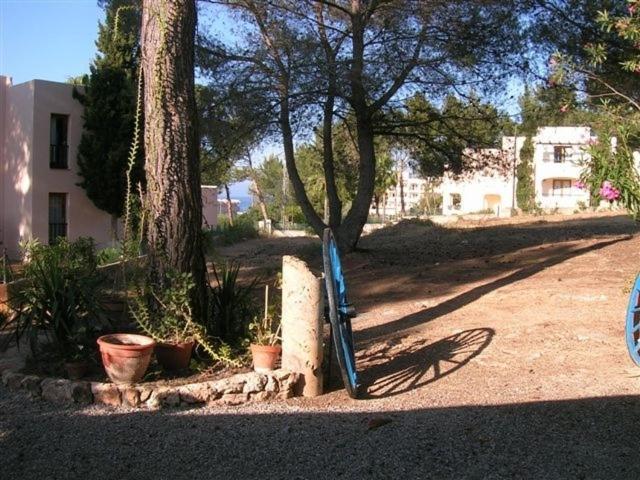 Pension Las Tres Golondrinas Es Figueral Exterior photo